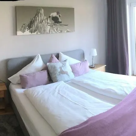 Hornblick Apartment *